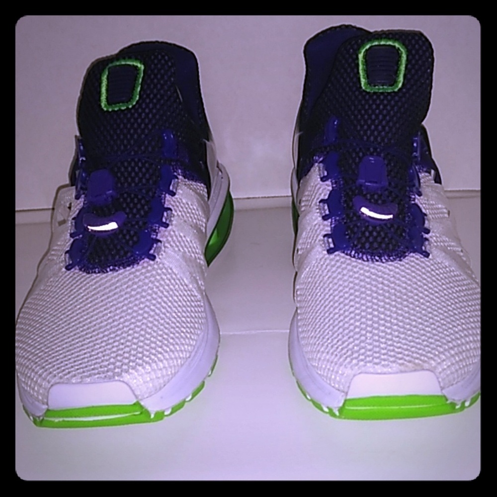 Nike Women's Shox Gravity Shoes